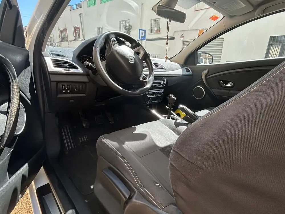 RENAULT megane - Foto 7 | Clidrive