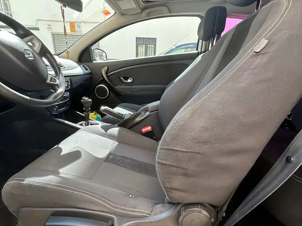 RENAULT megane - Foto 8 | Clidrive