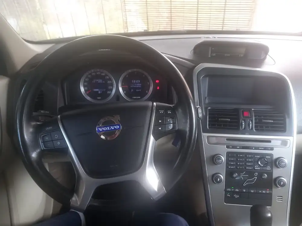 VOLVO xc60 - Foto 6 | Clidrive