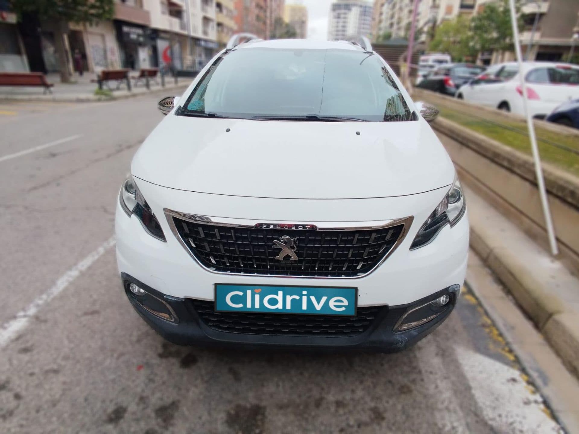 PEUGEOT 2008