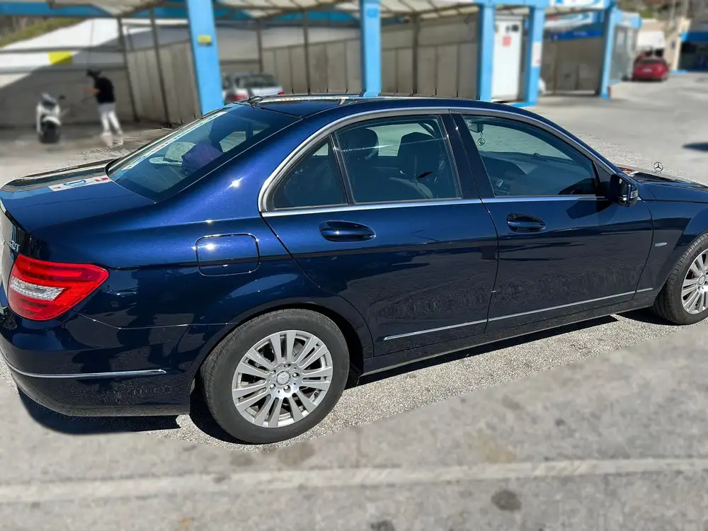 MERCEDES clase c - Foto 2 | Clidrive