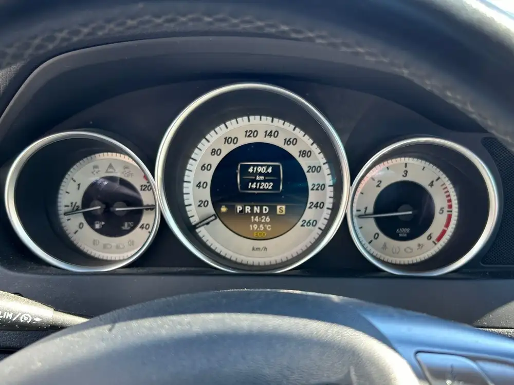 MERCEDES clase c - Foto 8 | Clidrive