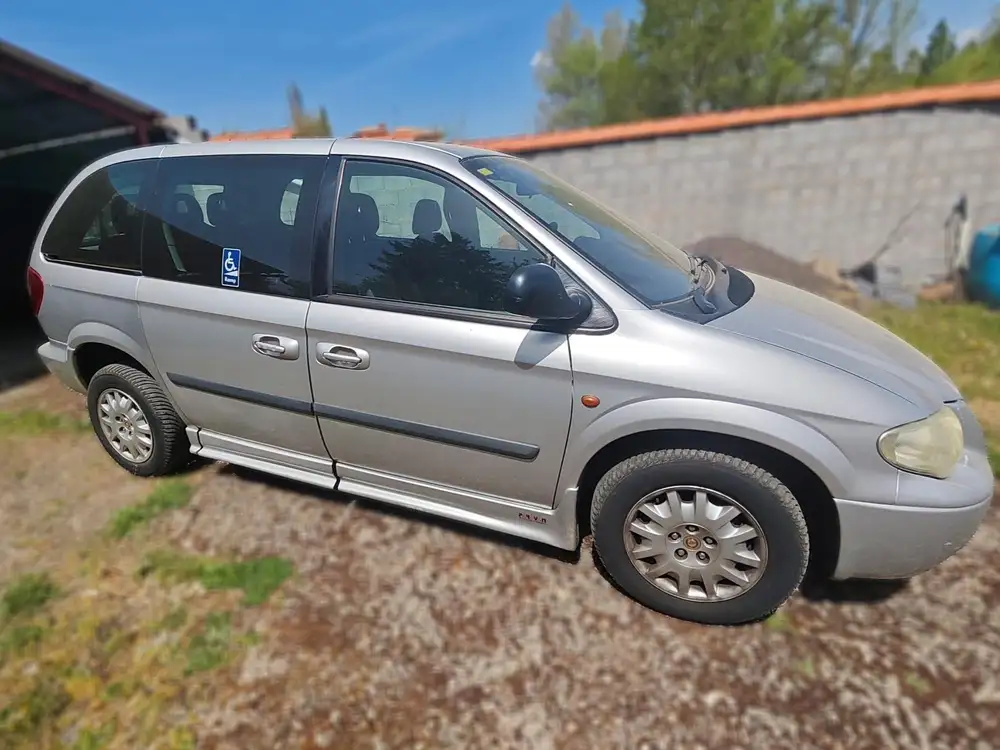 CHRYSLER voyager de segunda mano | Clidrive