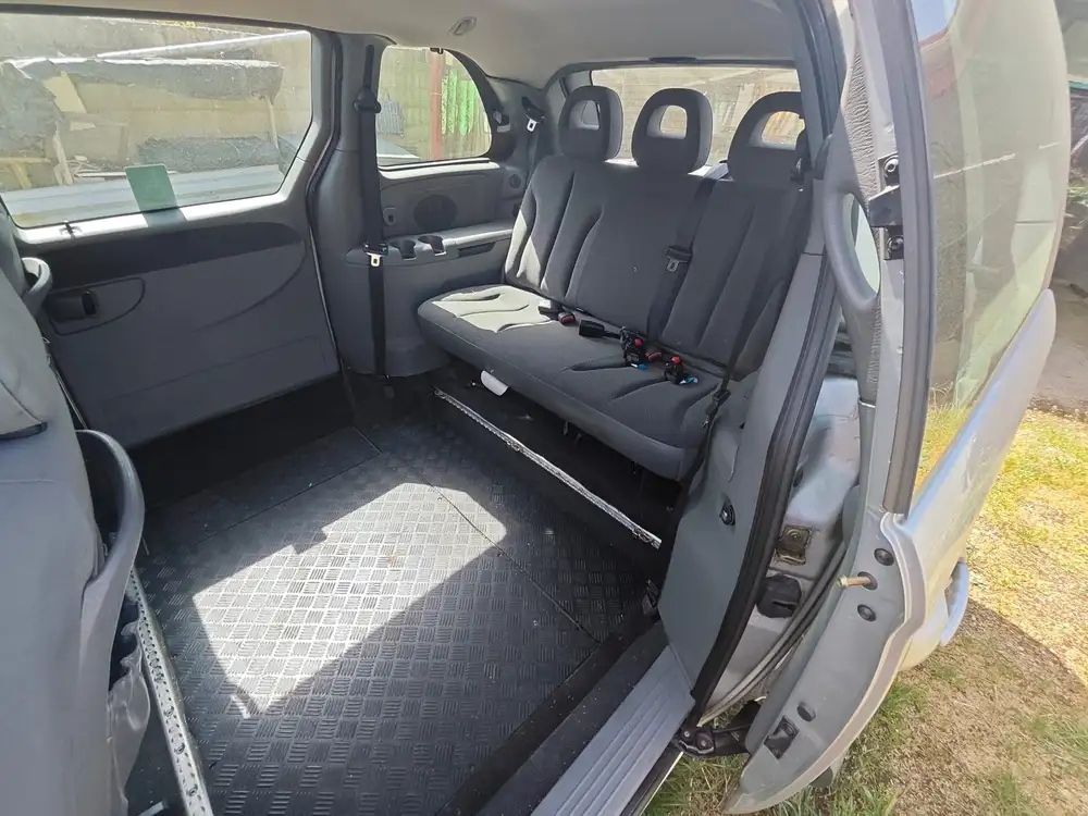 CHRYSLER voyager de segunda mano | Clidrive