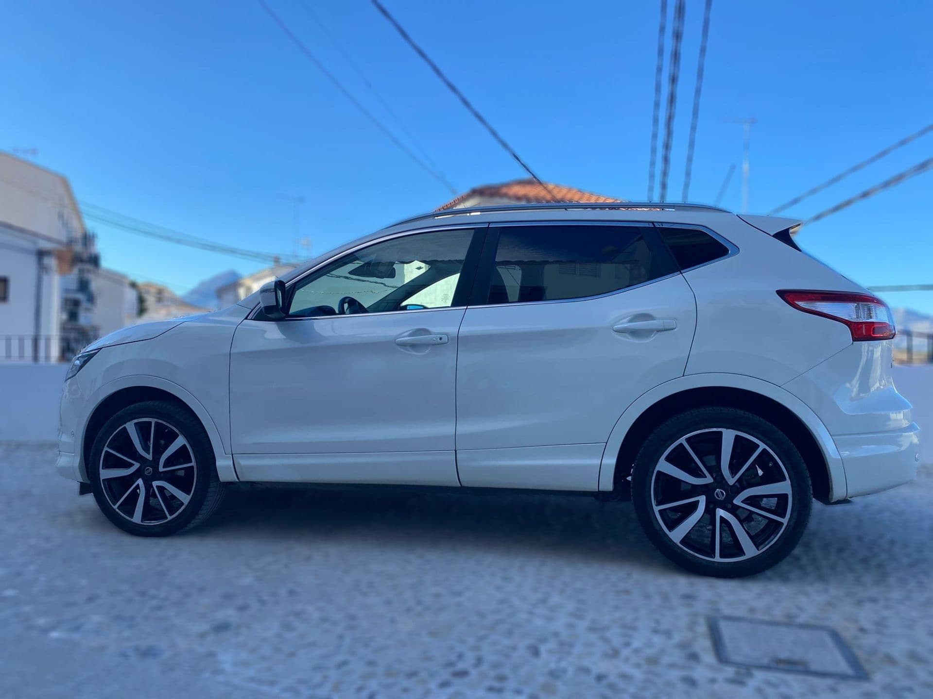NISSAN qashqai