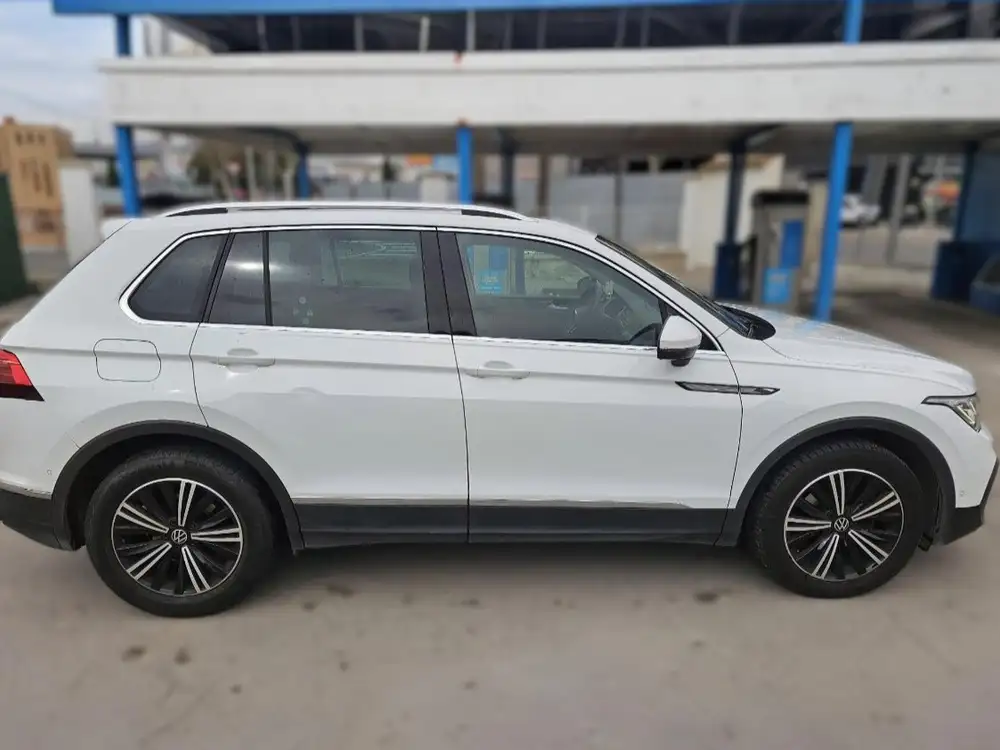 VOLKSWAGEN tiguan - Foto 4 | Clidrive