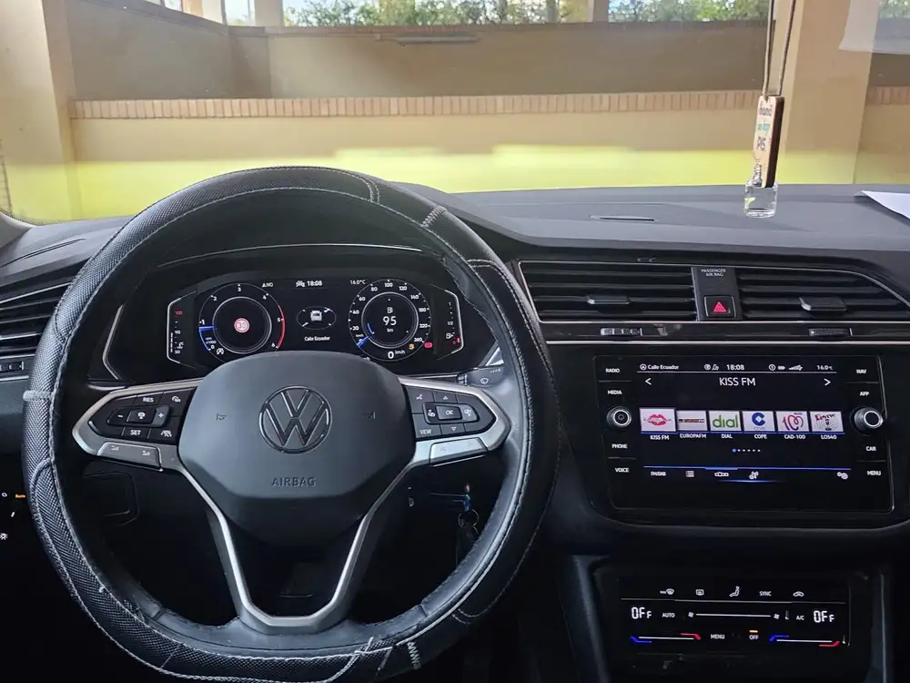 VOLKSWAGEN tiguan - Foto 7 | Clidrive
