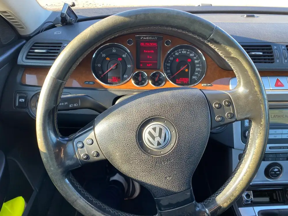 VOLKSWAGEN passat de segunda mano | Clidrive