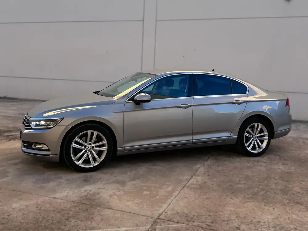 VOLKSWAGEN passat de segunda mano | Clidrive