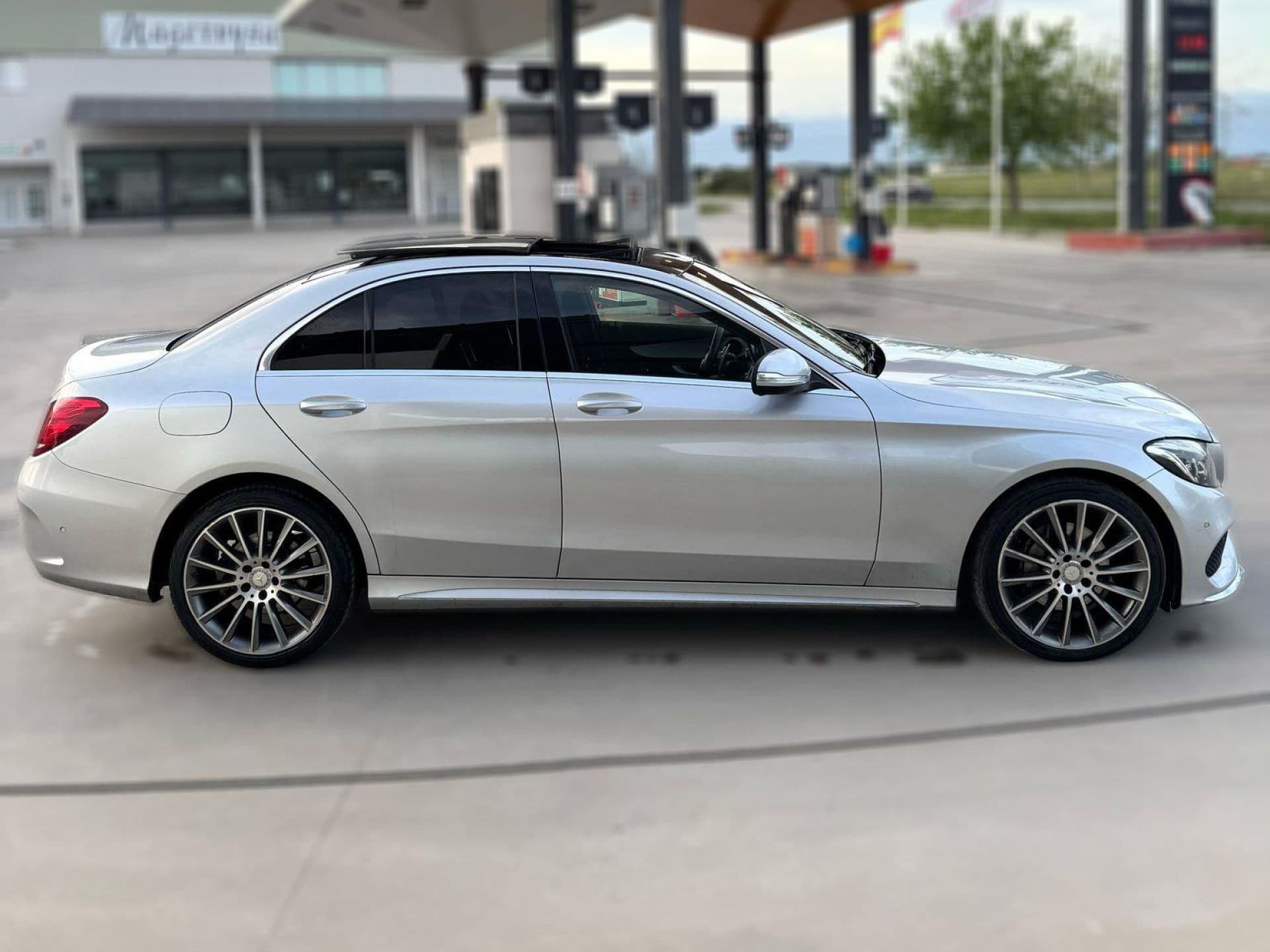 MERCEDES clase c