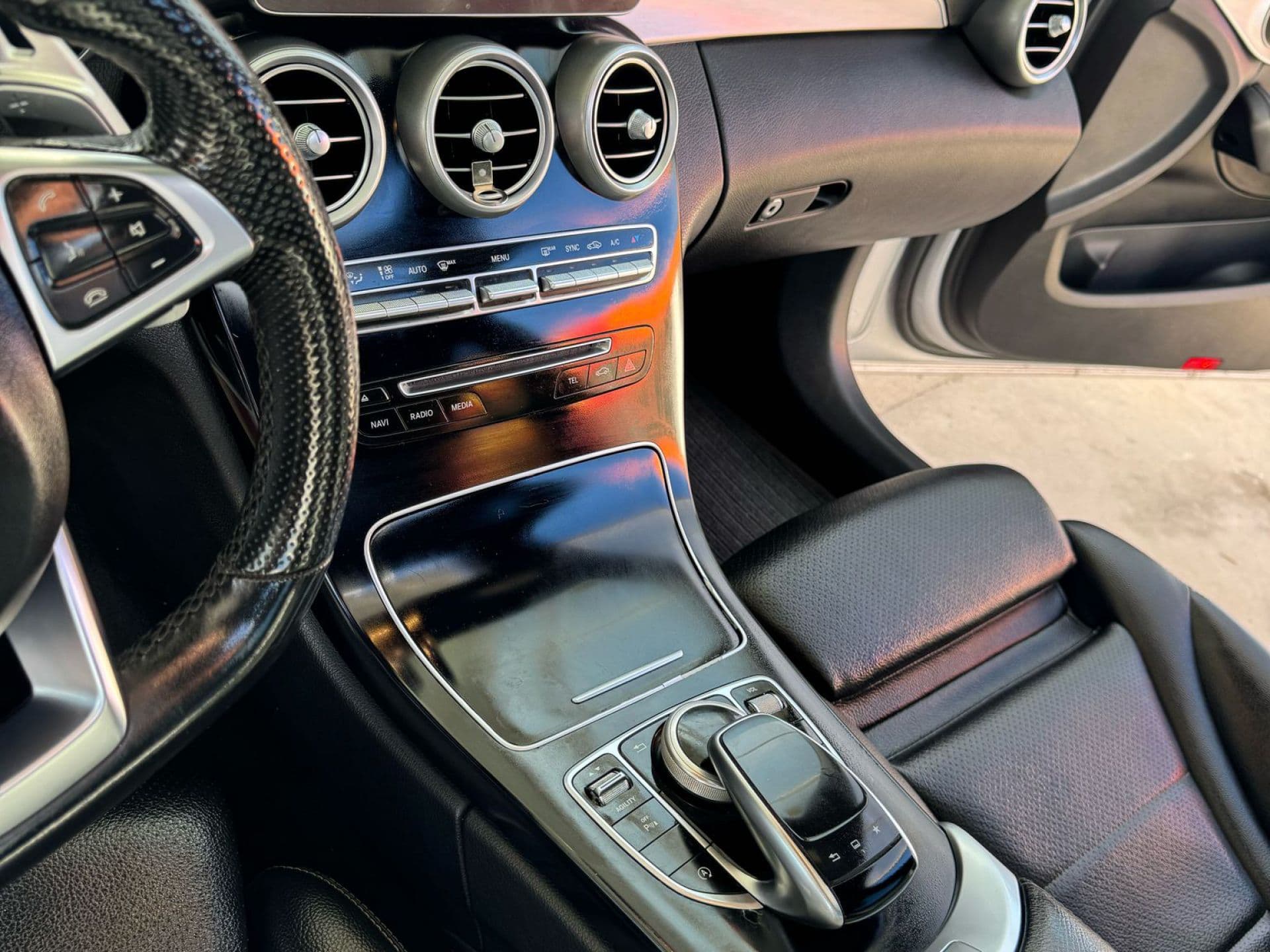 MERCEDES clase c