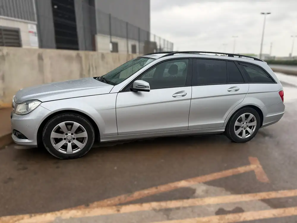 MERCEDES clase c - Foto 4 | Clidrive