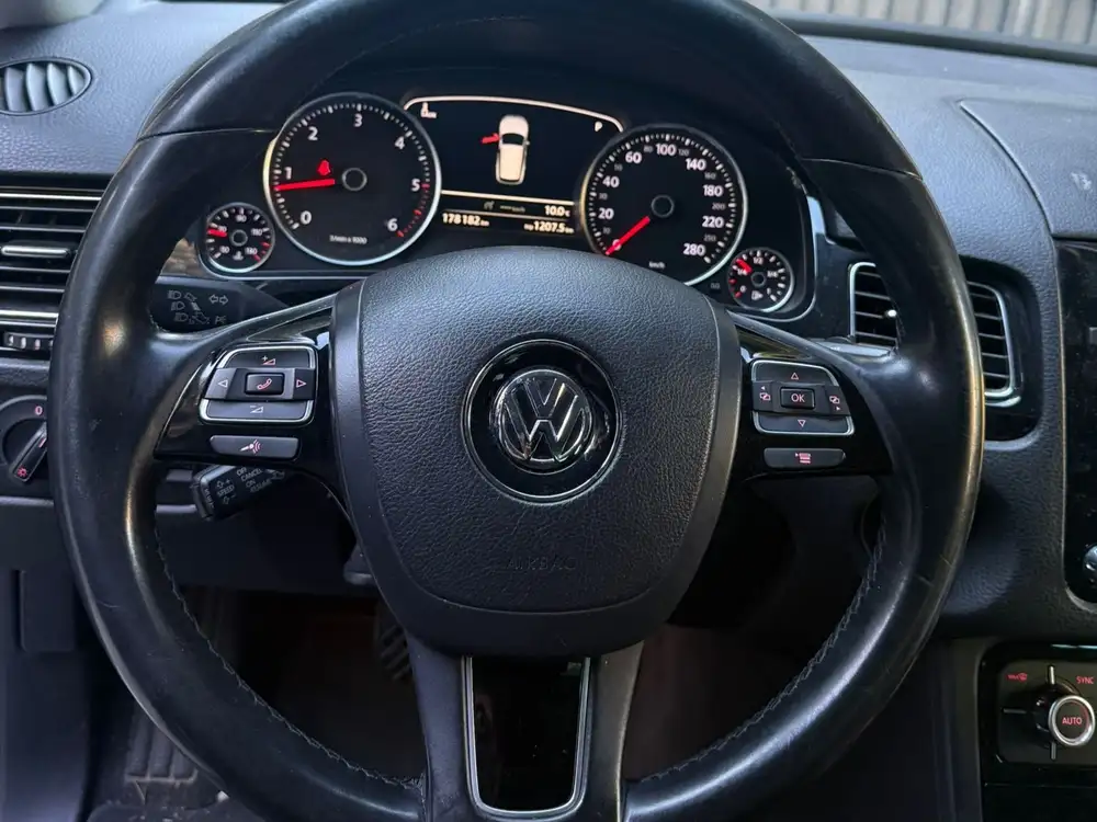 VOLKSWAGEN touareg de segunda mano | Clidrive