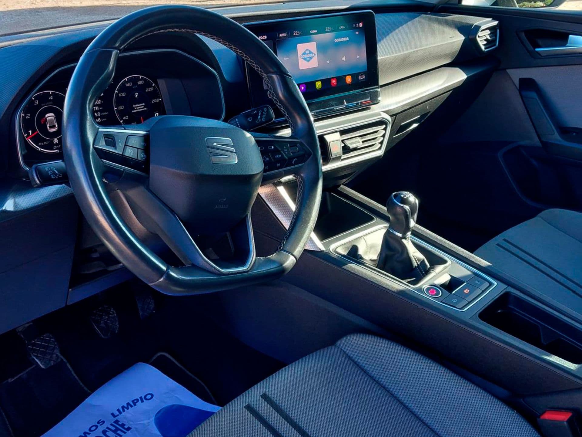 SEAT leon
