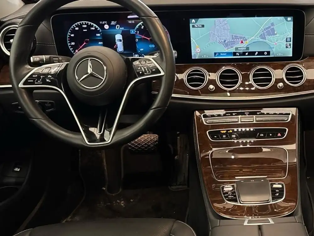MERCEDES clase e - Foto 5 | Clidrive
