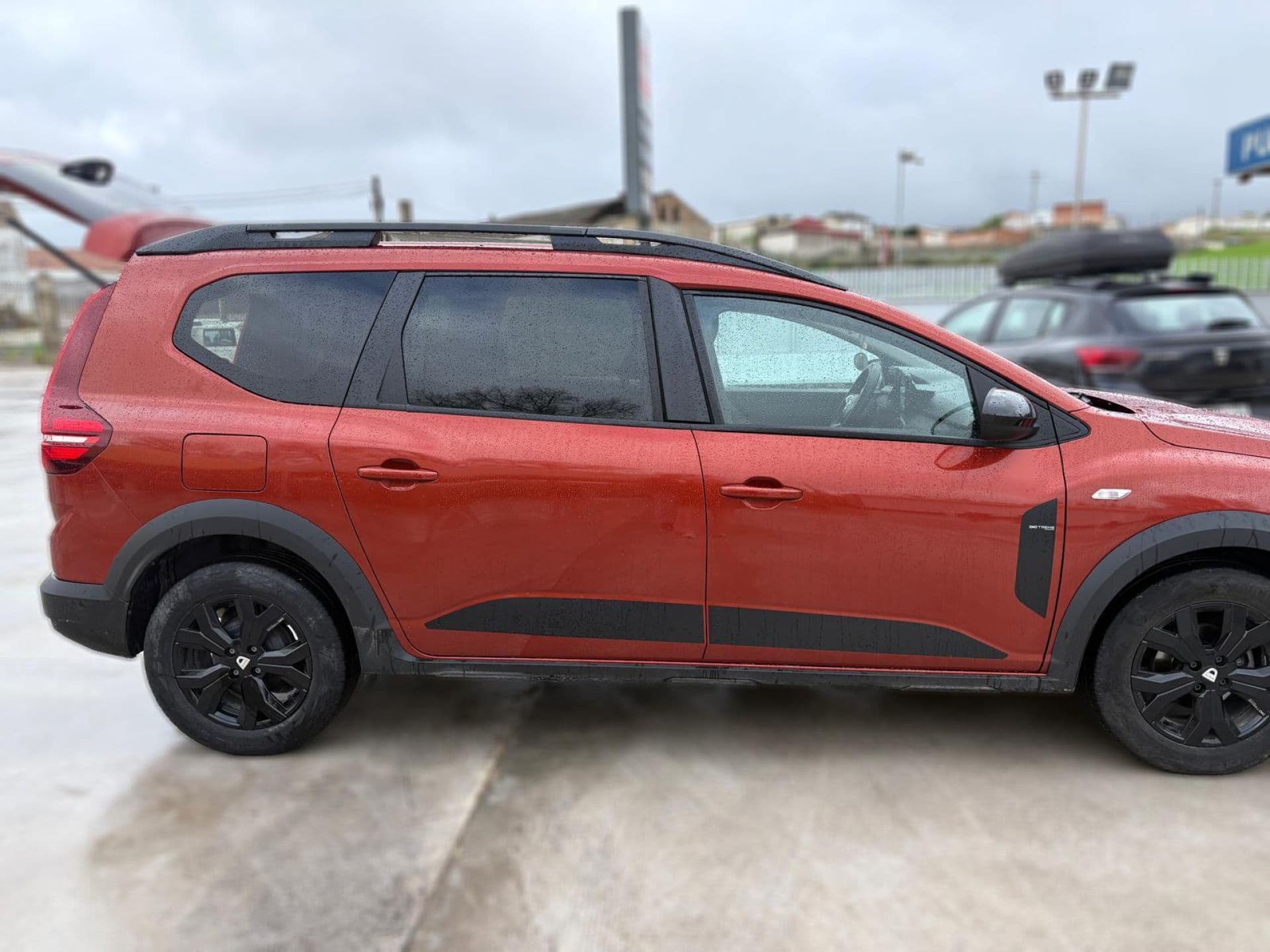 DACIA jogger