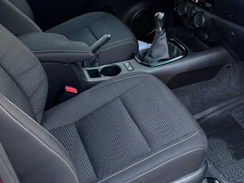 TOYOTA hilux - Foto 9 | Clidrive