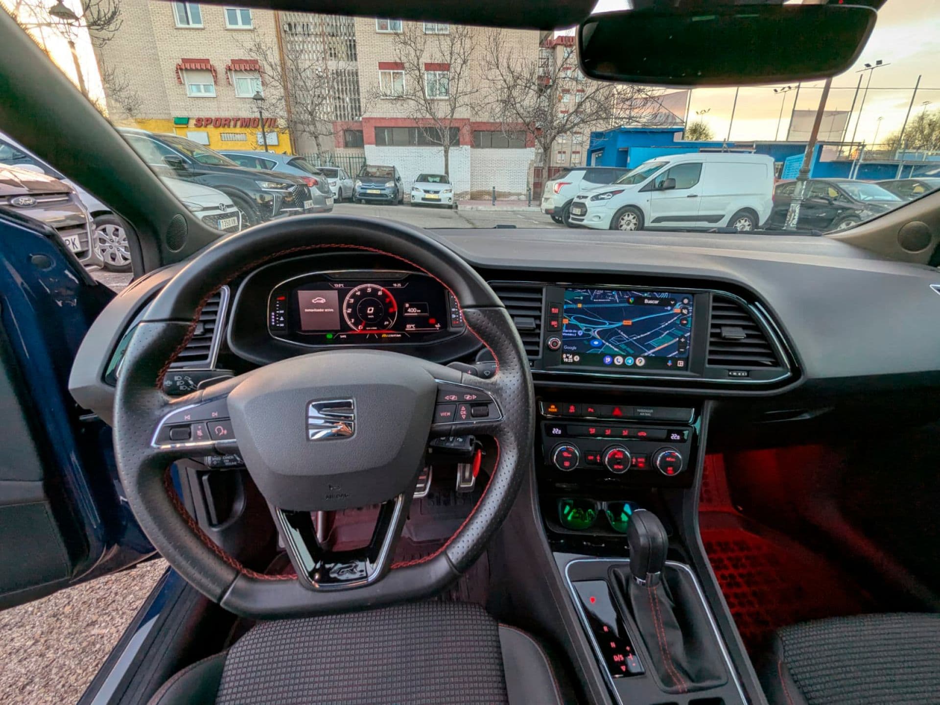 SEAT leon