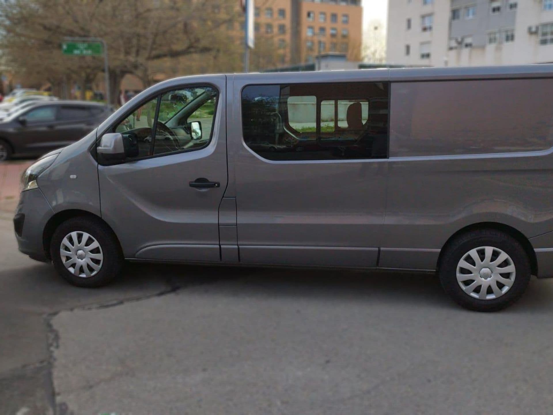 OPEL vivaro