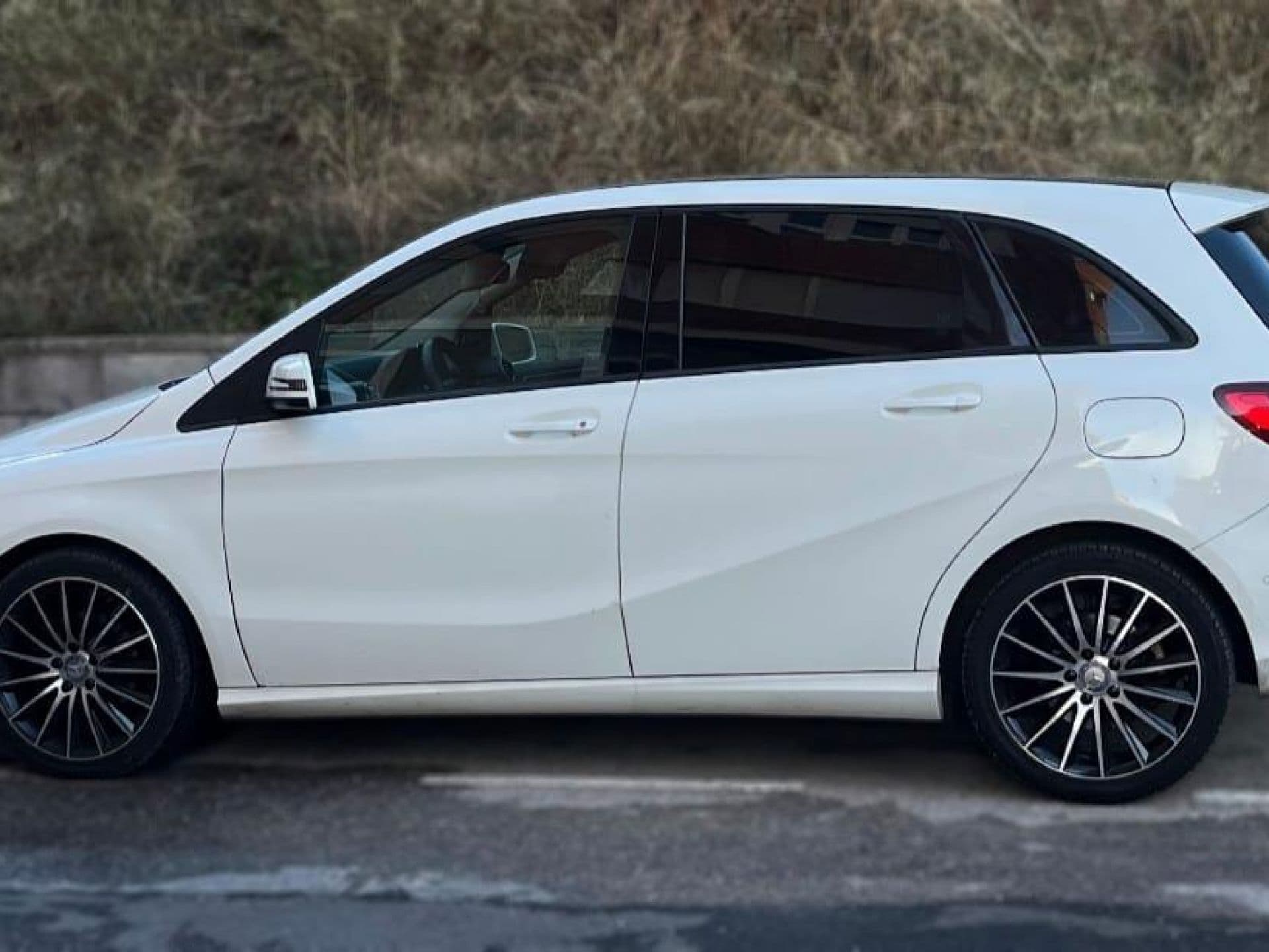 MERCEDES clase b