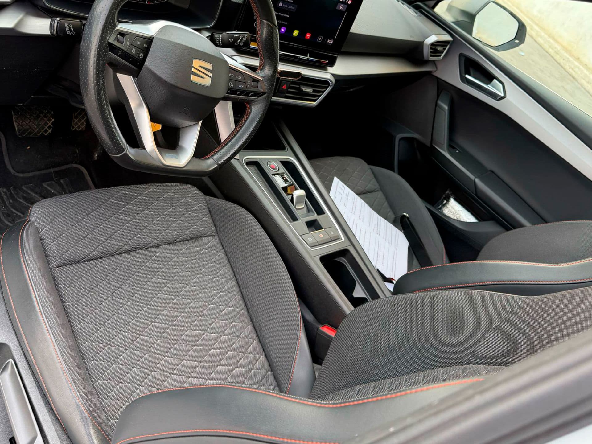 SEAT leon