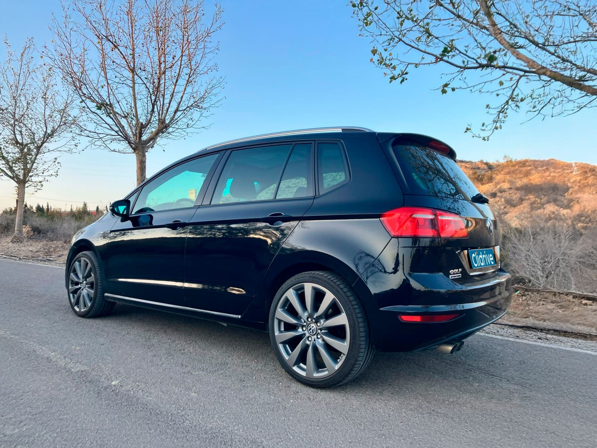 VOLKSWAGEN golf sportsvan