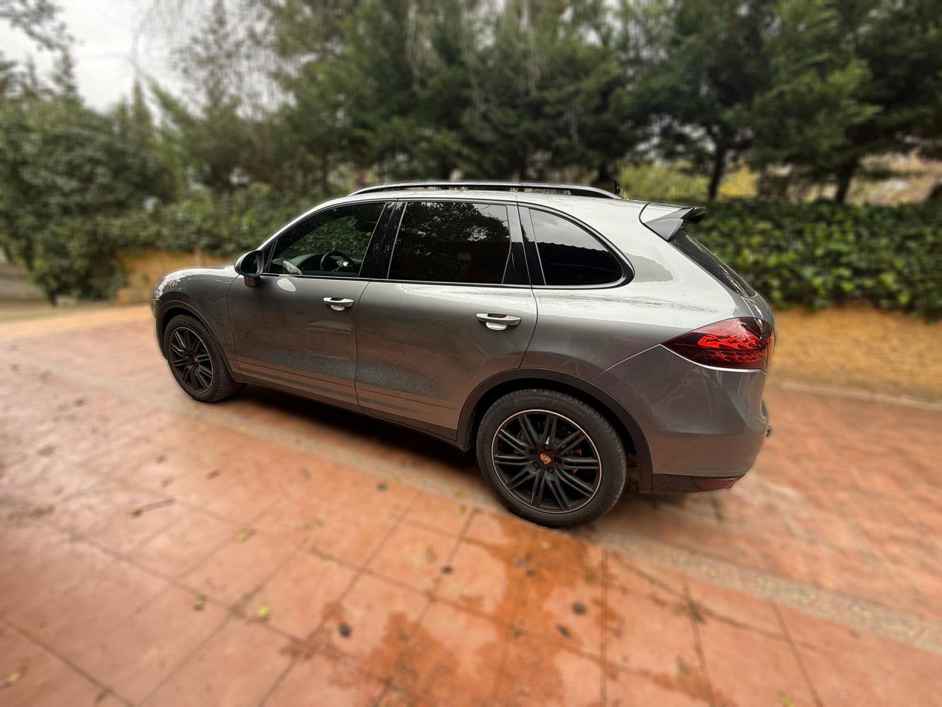 PORSCHE cayenne