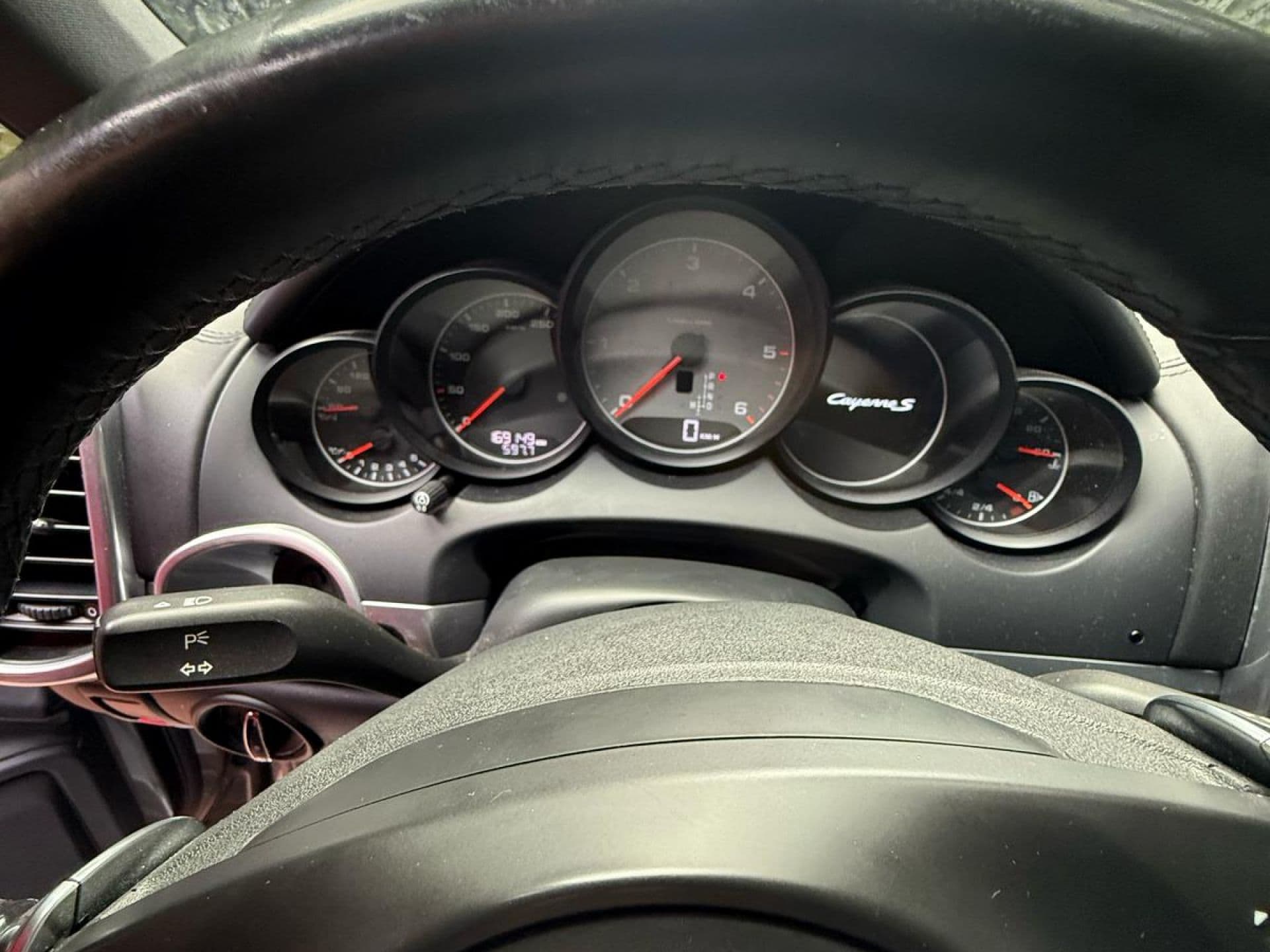 PORSCHE cayenne