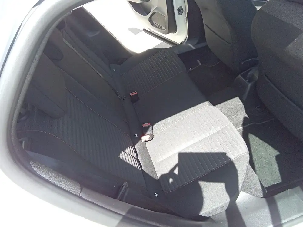 PEUGEOT 2008 - Foto 13 | Clidrive