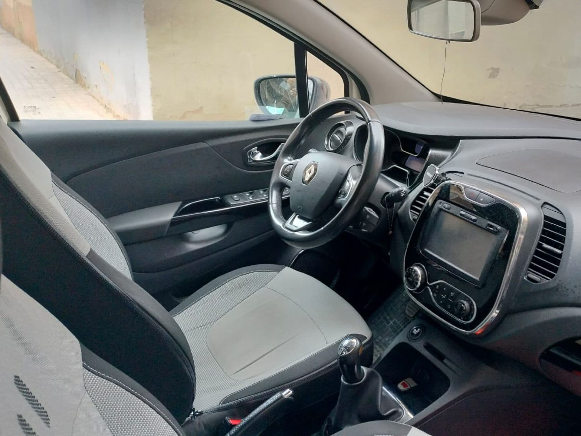 RENAULT captur