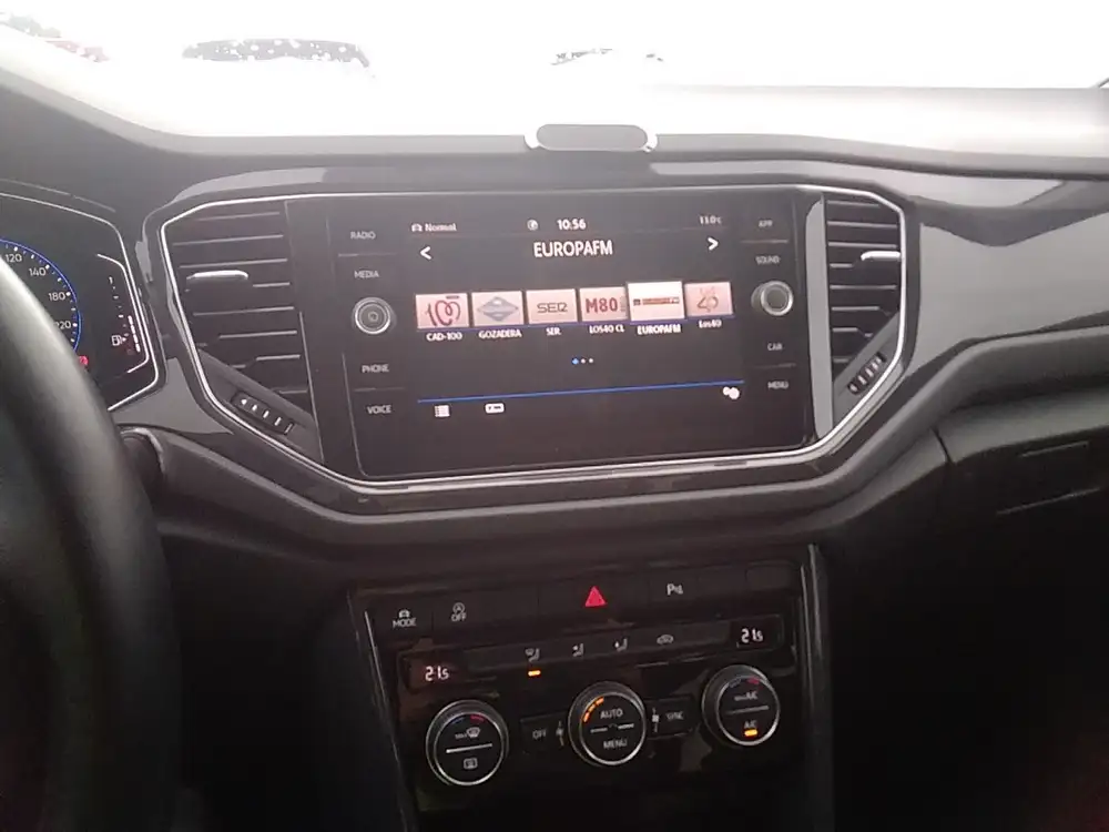 VOLKSWAGEN t-roc - Foto 9 | Clidrive
