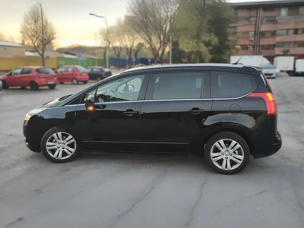 PEUGEOT 5008 - Foto 6 | Clidrive