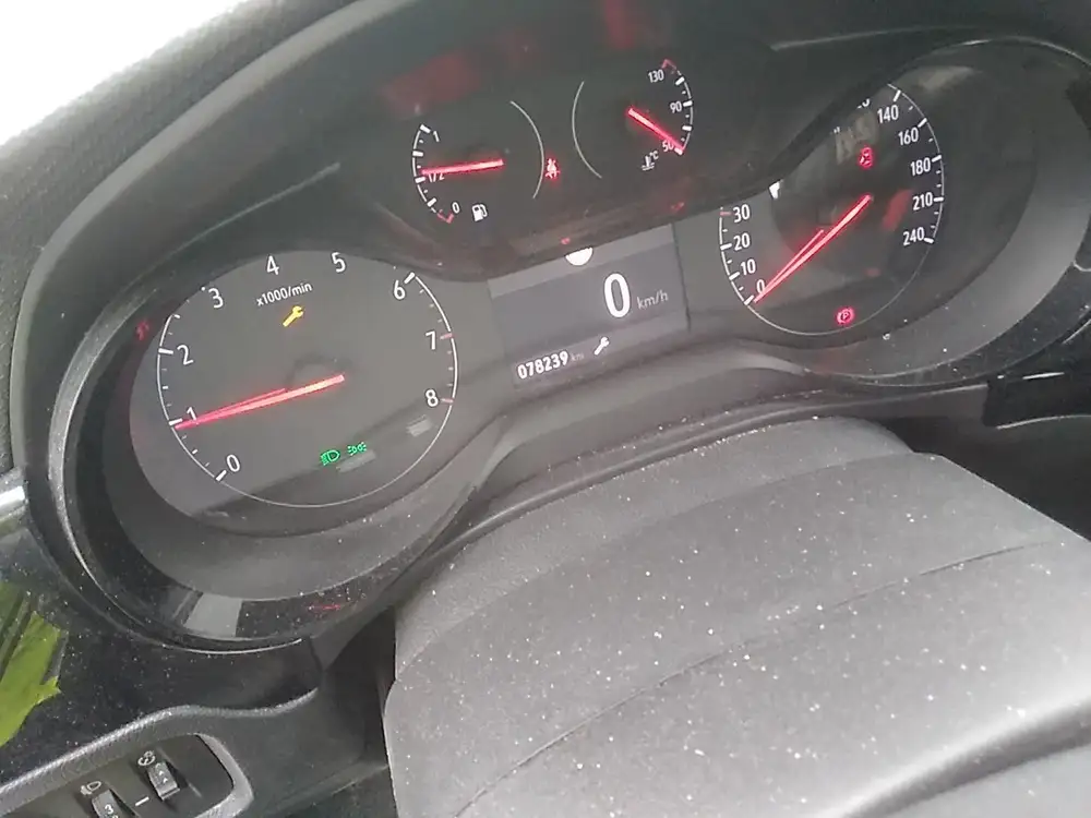 OPEL corsa - Foto 8 | Clidrive