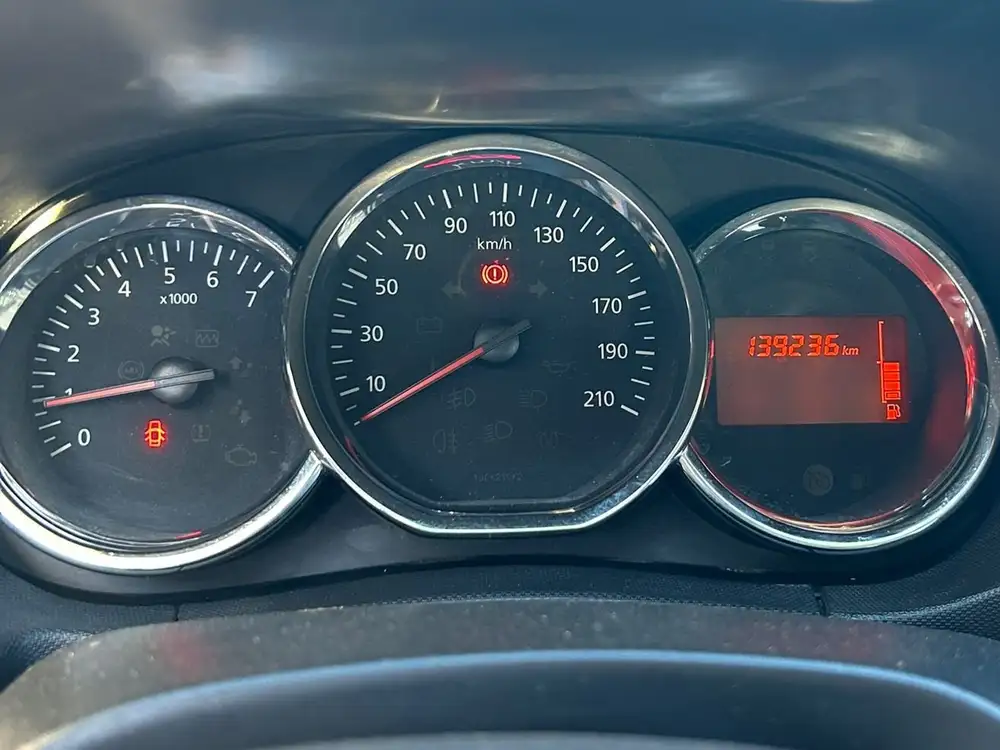 DACIA duster - Foto 8 | Clidrive