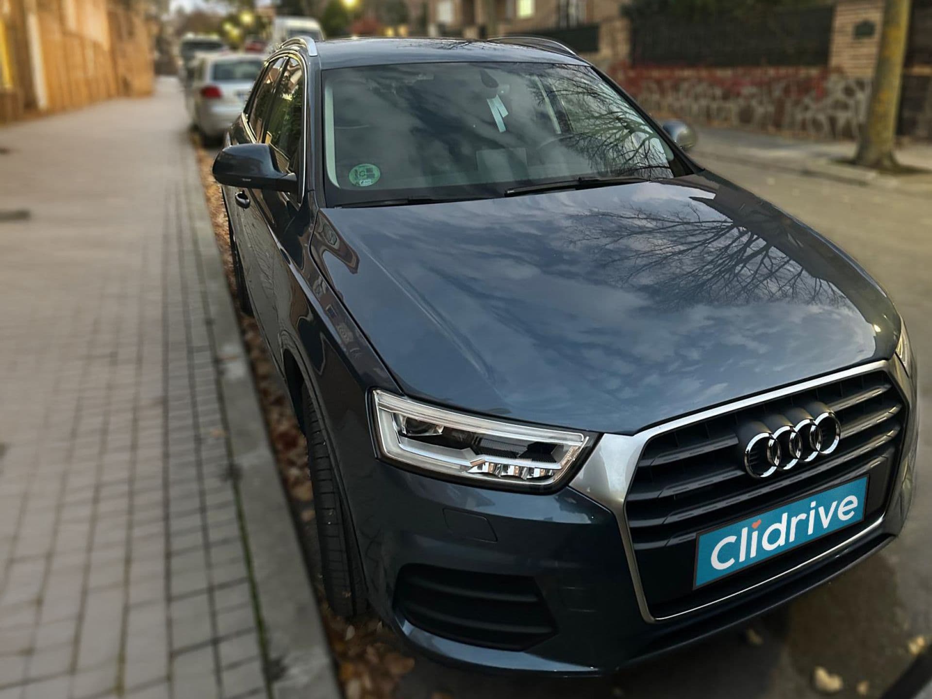 AUDI q3