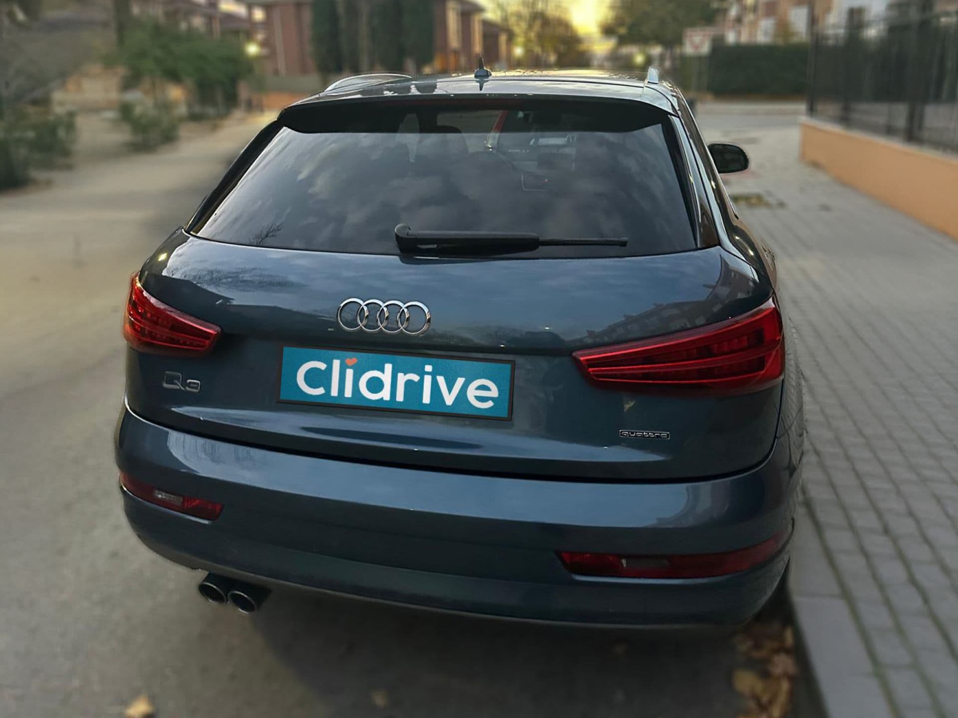 AUDI q3