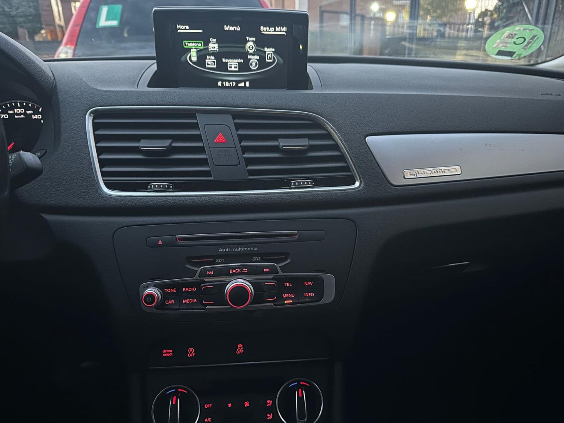 AUDI q3