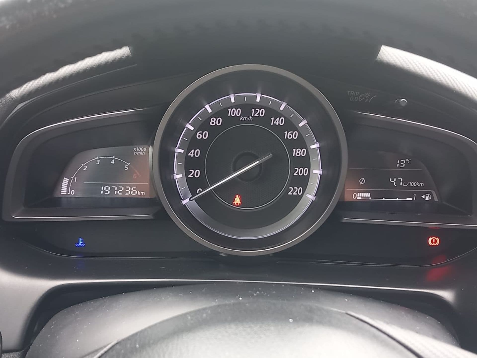MAZDA cx-3