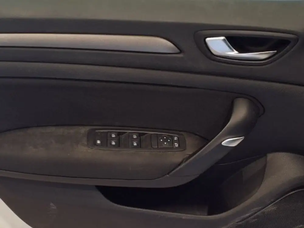 RENAULT megane - Foto 10 | Clidrive