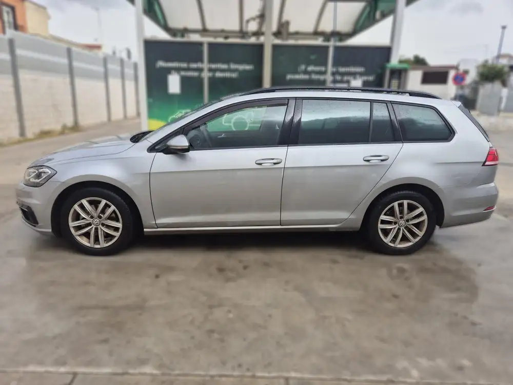 VOLKSWAGEN golf - Foto 4 | Clidrive