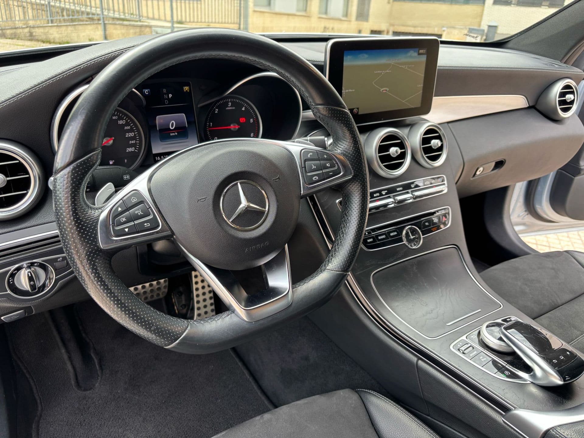 MERCEDES clase c
