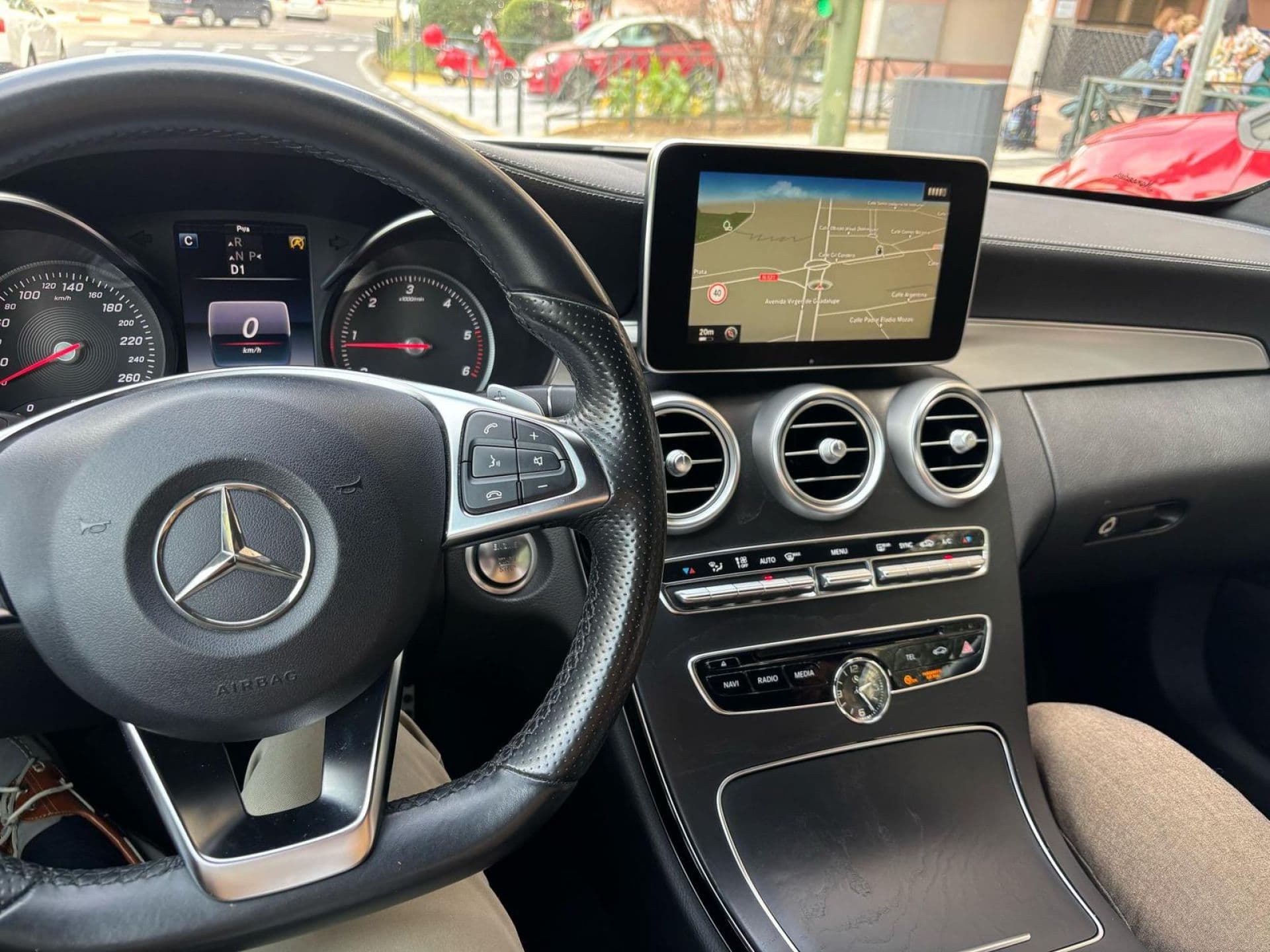 MERCEDES clase c