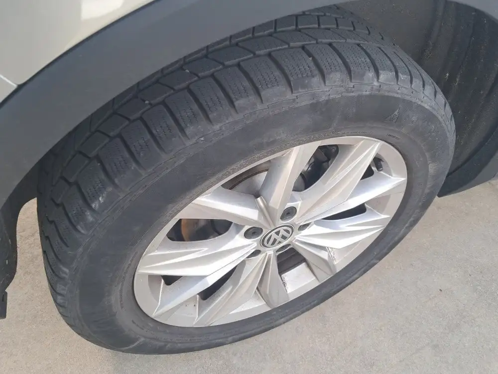 VOLKSWAGEN tiguan - Foto 16 | Clidrive