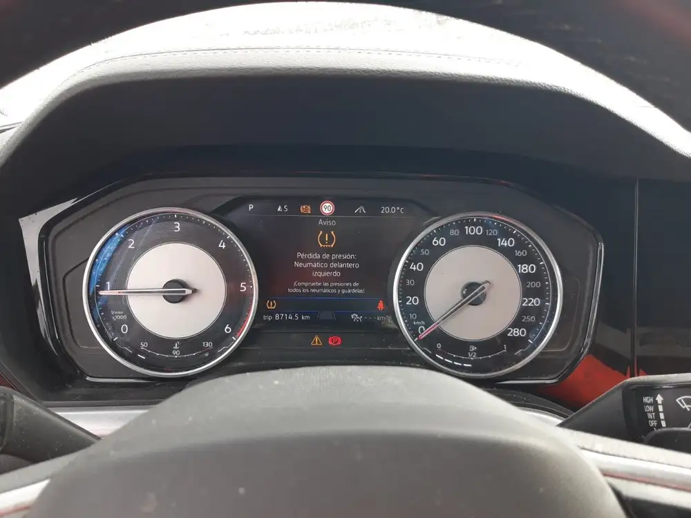 VOLKSWAGEN touareg - Foto 5 | Clidrive