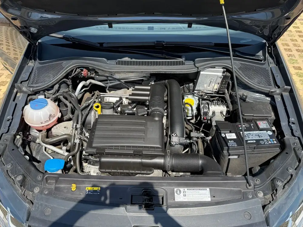 VOLKSWAGEN polo - Foto 17 | Clidrive