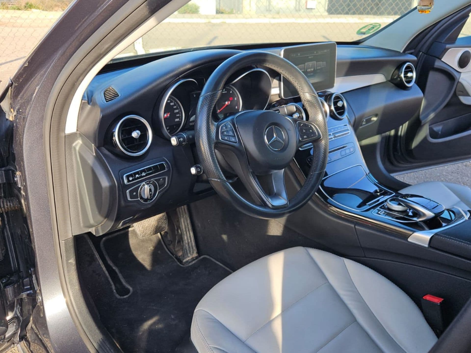 MERCEDES clase c