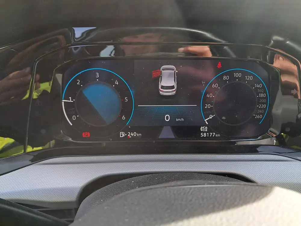 VOLKSWAGEN golf - Foto 8 | Clidrive