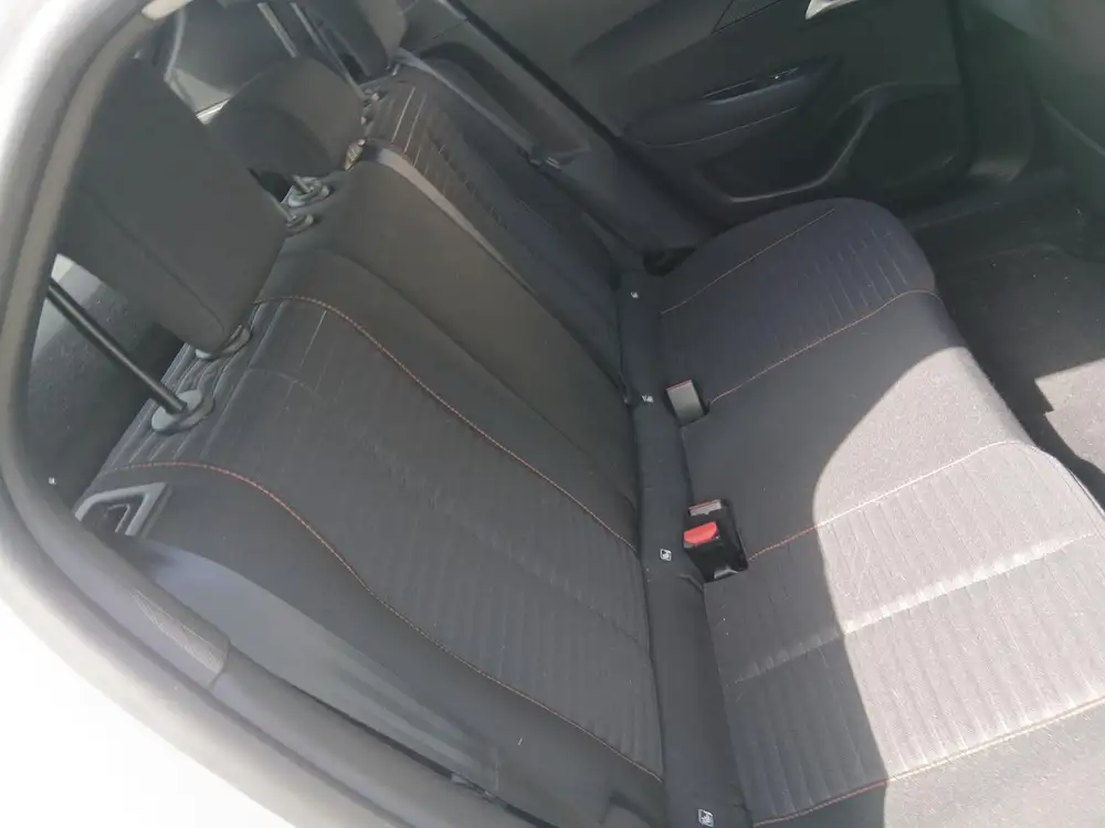 PEUGEOT 2008 - Foto 11 | Clidrive