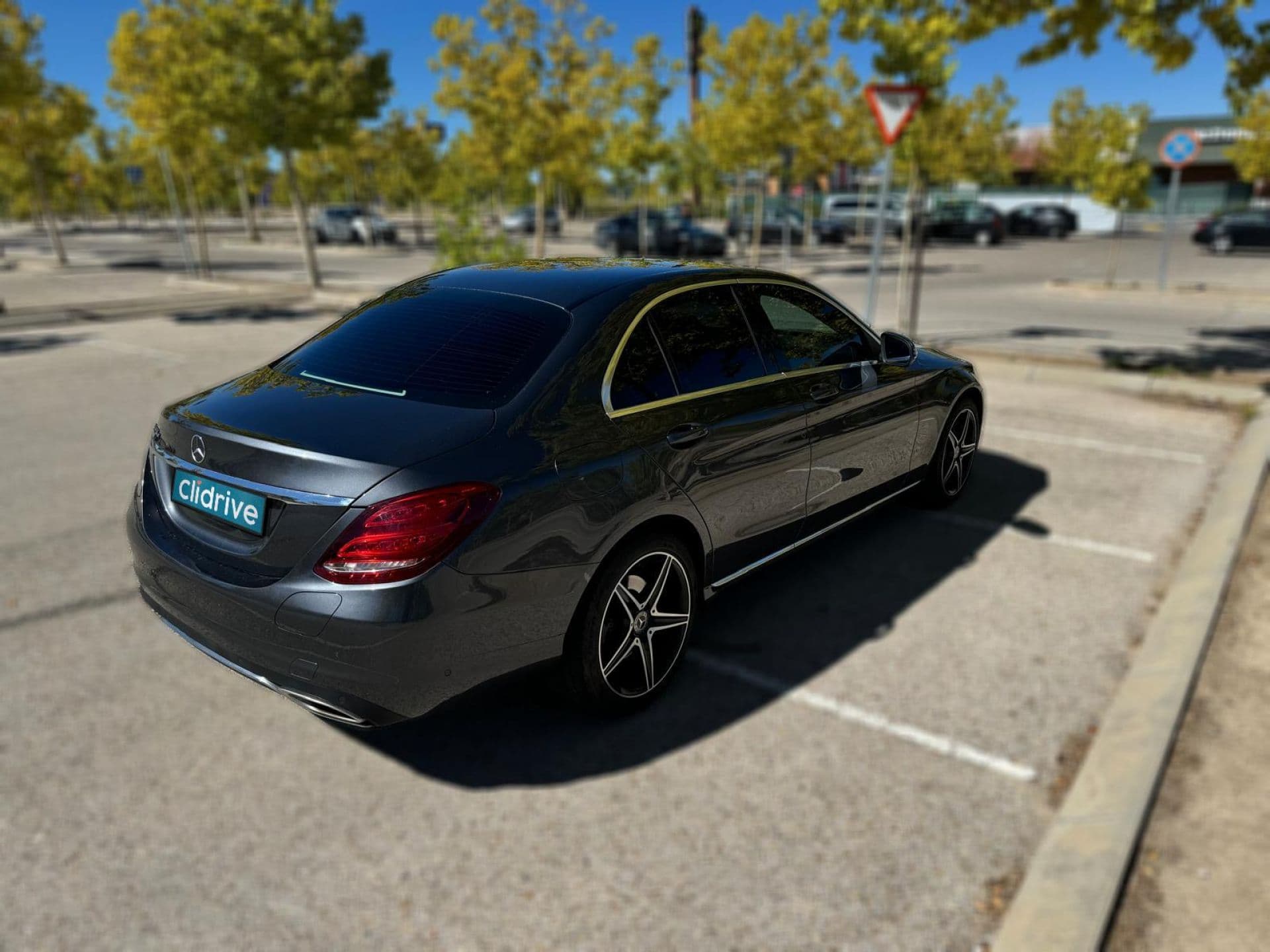 MERCEDES clase c