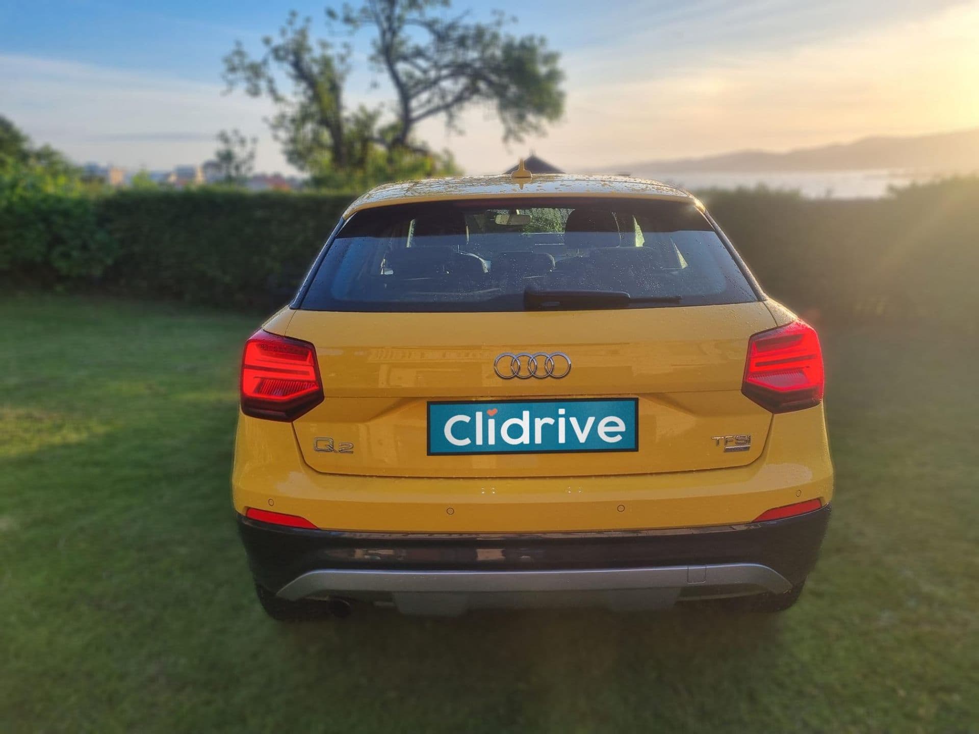 AUDI q2